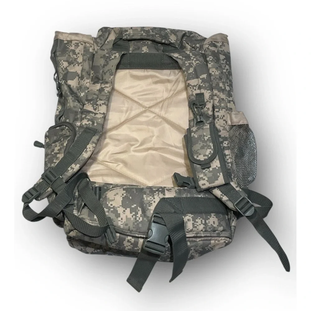 3rd Armored Cavalry Regiment Backpack ACU Digital Camo Brave Rifles Army Bag